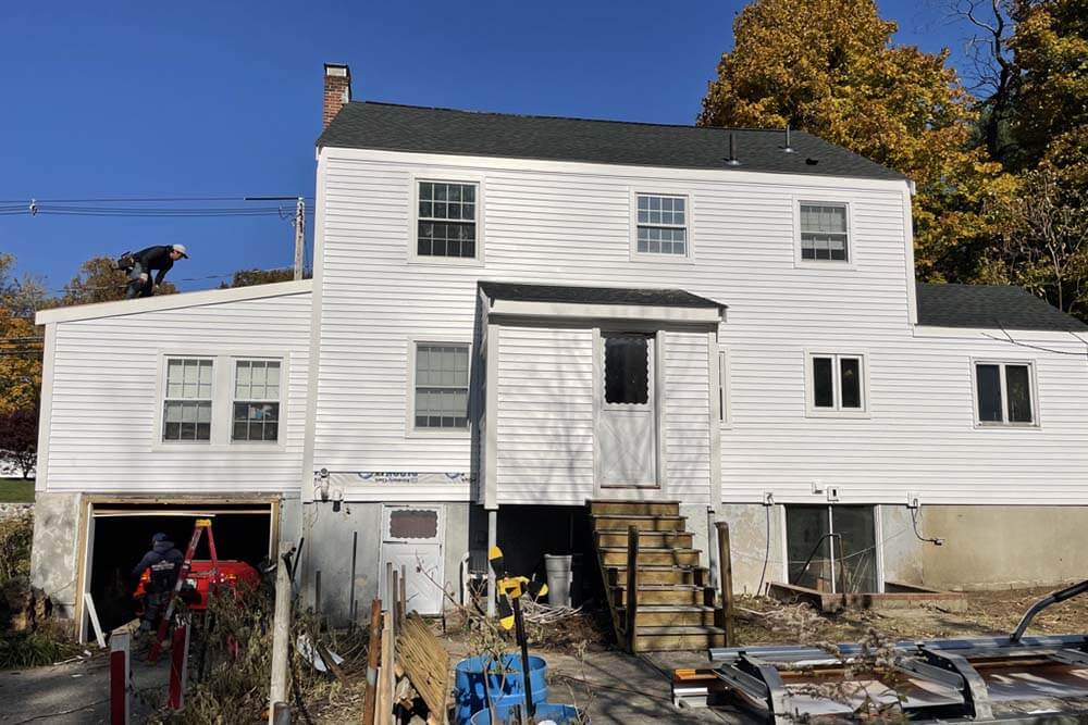 Reading, Ma – Exterior Remodel & Roof